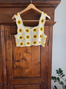 PacSun LA Hearts Crochet Sunflower Crop Top Boho Festival Tank One Size